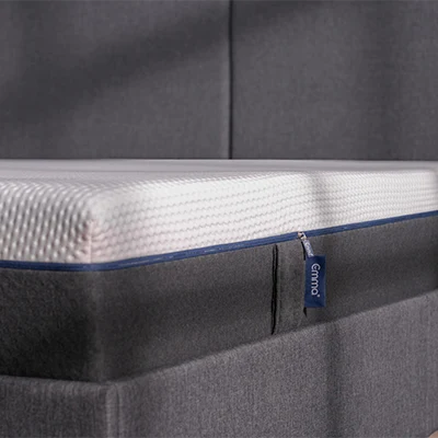 a product image of emma hybrid mattress