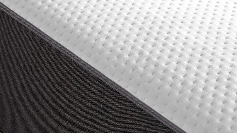 an image of otty original hybrid mattress from close
