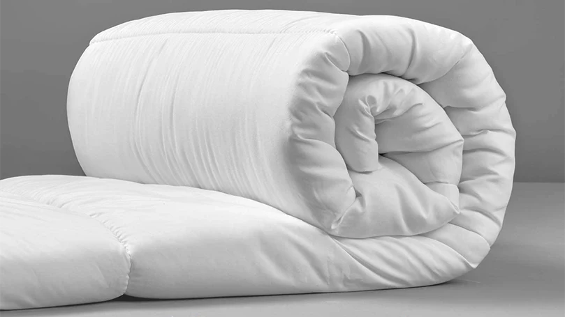 slumberdown-anti-allergy-duvet-rolled