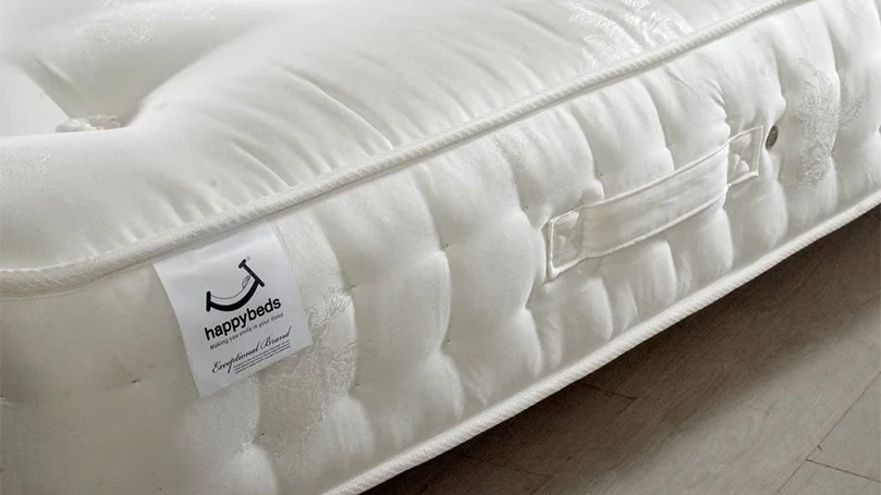 an image of happy beds signature 2000 mattress side handles