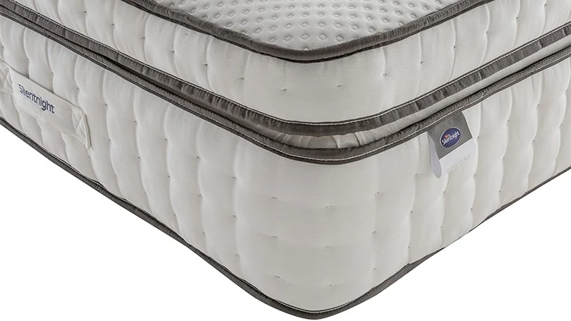 a close up image of silentnight mirapocket 2000 mattress corner