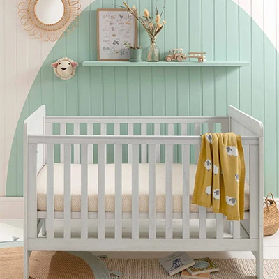 a product image of mamas and papas atlas cot bed