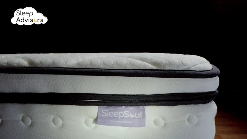 An image of Space 2000 pillowtop mattress side.
