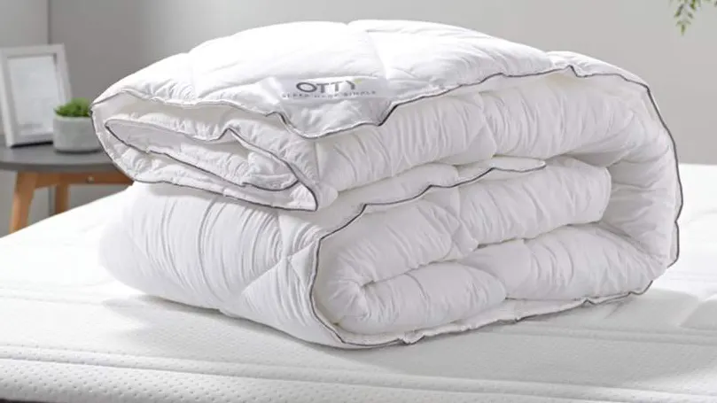 otty-deluxe-microfibre-duvet-on-a-mattress