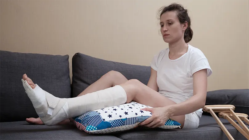 How to Use a Knee Pillow for Back Pain : Knee Pillows & Travel 