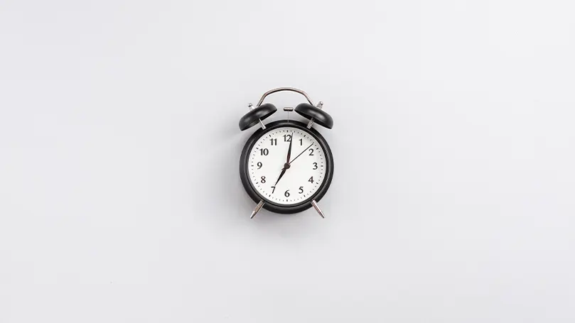 An image of a clock on a white backgroud