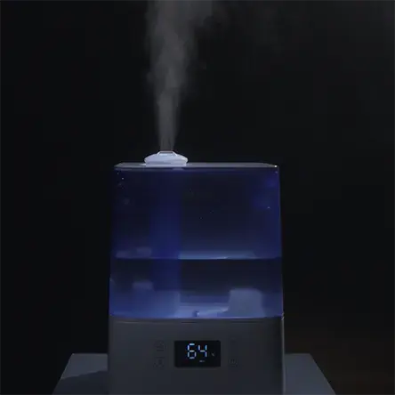 Product imageof Levoit Classic 300s Smart Ultrasonic Cool Mist Humidifier shot in our studio