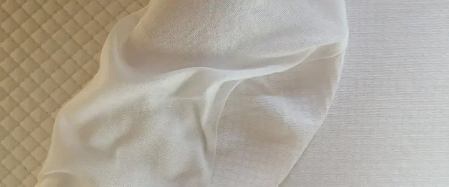 Eve-Temperature-Balancing-Mattress-Protector-Review-FI
