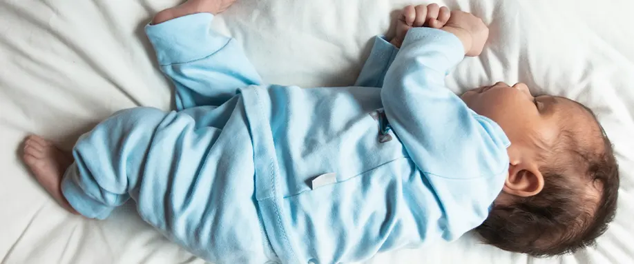 baby-sleep-positions-fi