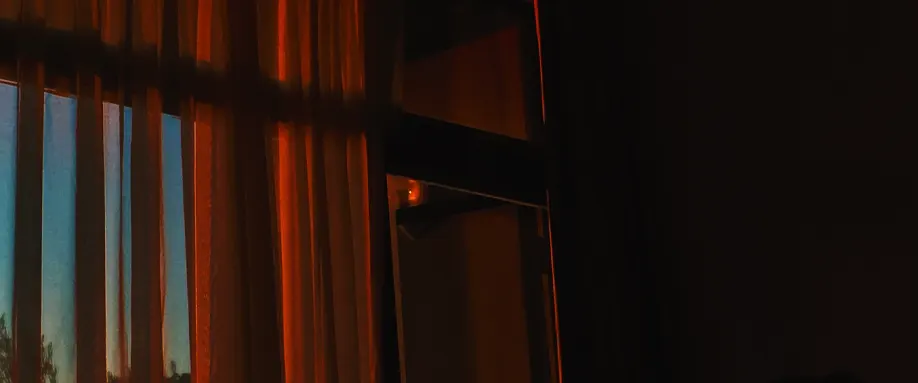 blackout-curtains-fi