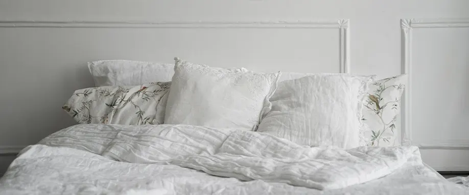 white-bedroom-FI